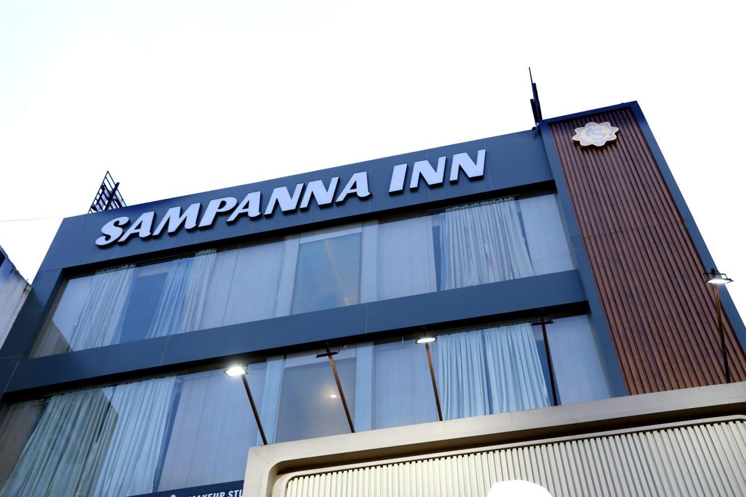 Sampanna Inn - Varanasi — Photos 2